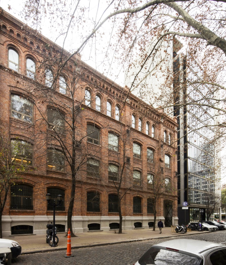 Edificio Chile y Paseo Colón - LE MONNIER, PREITI, ZANADA ARQUITECTOS + BERDICHEVSKY Y ASOCIADOS